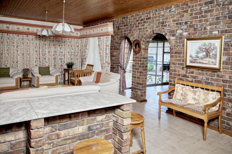 To Let 5 Bedroom Property for Rent in Douglas Northern Cape